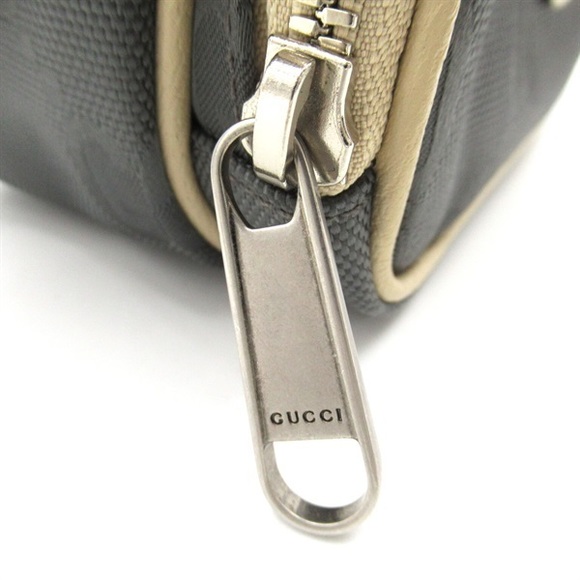 Gucci GG Nylon Off the Grid Crossbody Bag Canvas 625850 in Great Condition - Picture 10 of 14